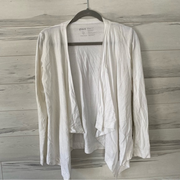 𝅺pact White Asymmetrical Organic Cotton cardigan XS - Picture 2 of 8